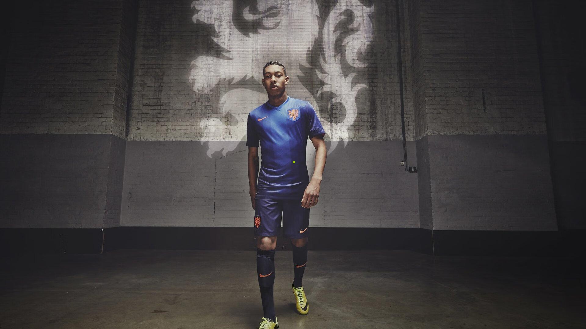 【开云】从喜鹊到天蓝,英超格局变迁的见证者